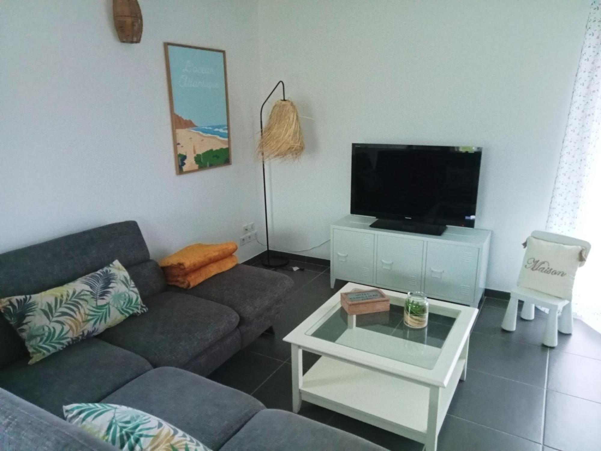 Comme A La Maison Sainte-Helene  Exterior photo