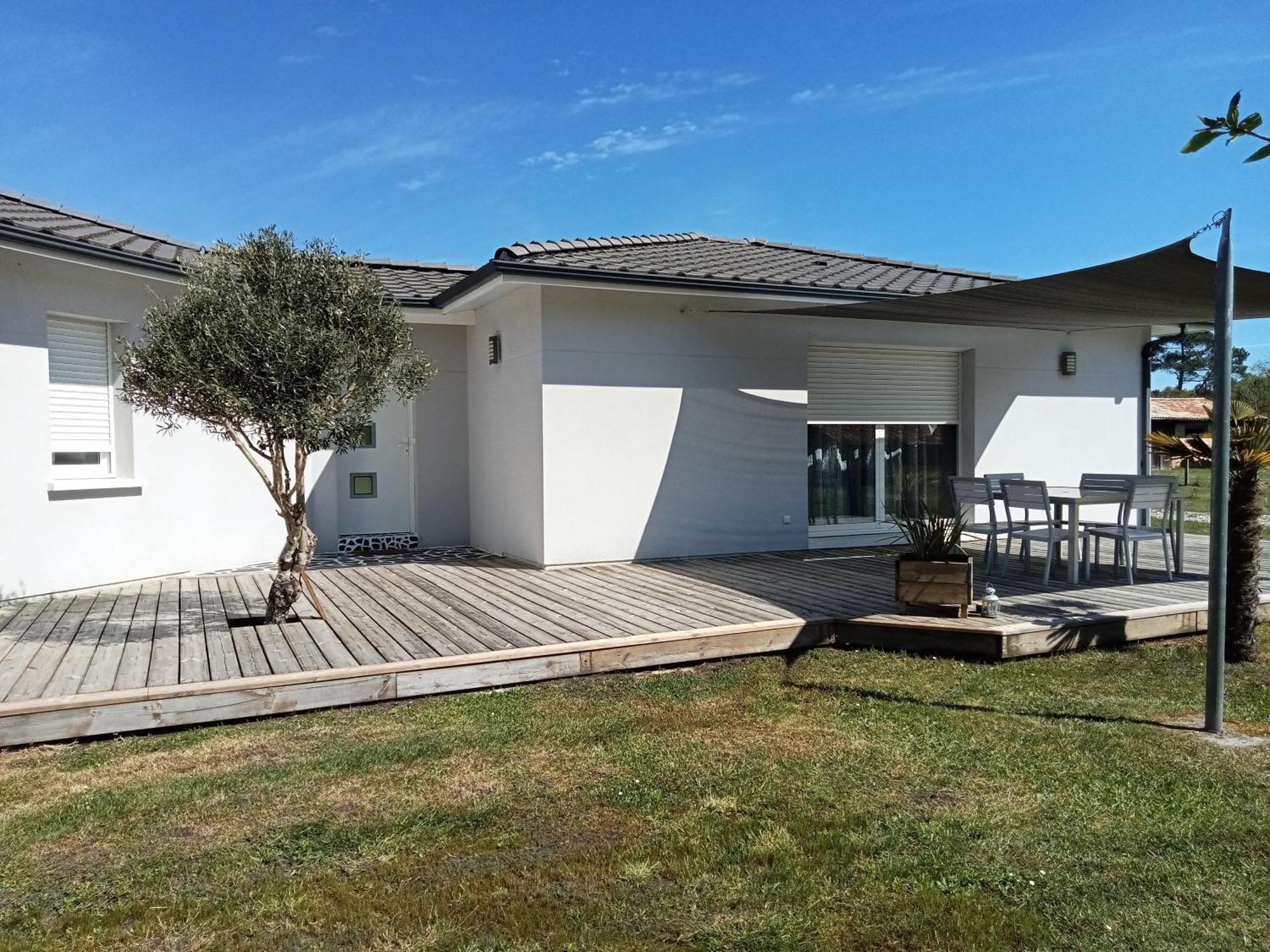 Comme A La Maison Sainte-Helene  Exterior photo